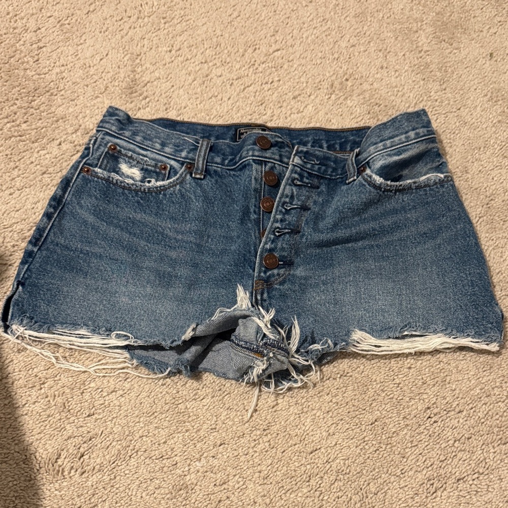 Abercrombie & fitch distressed shorts